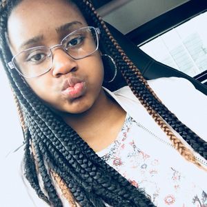 Meet your Posher, Kyla